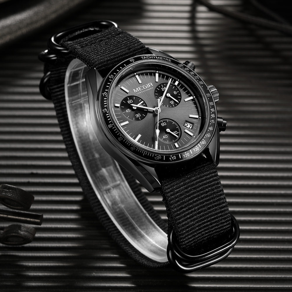 MEGIR New Luxury Men's Watches - Canvas Strap Watch のレビューと価格