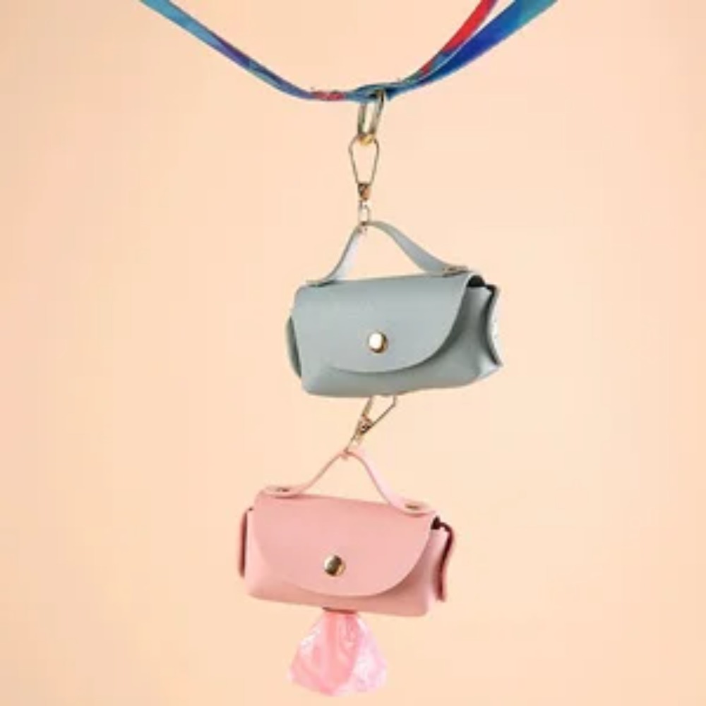 Elegant Leather Dog Poop Bag C - Leather Strap Quick Release のレビューと価格
