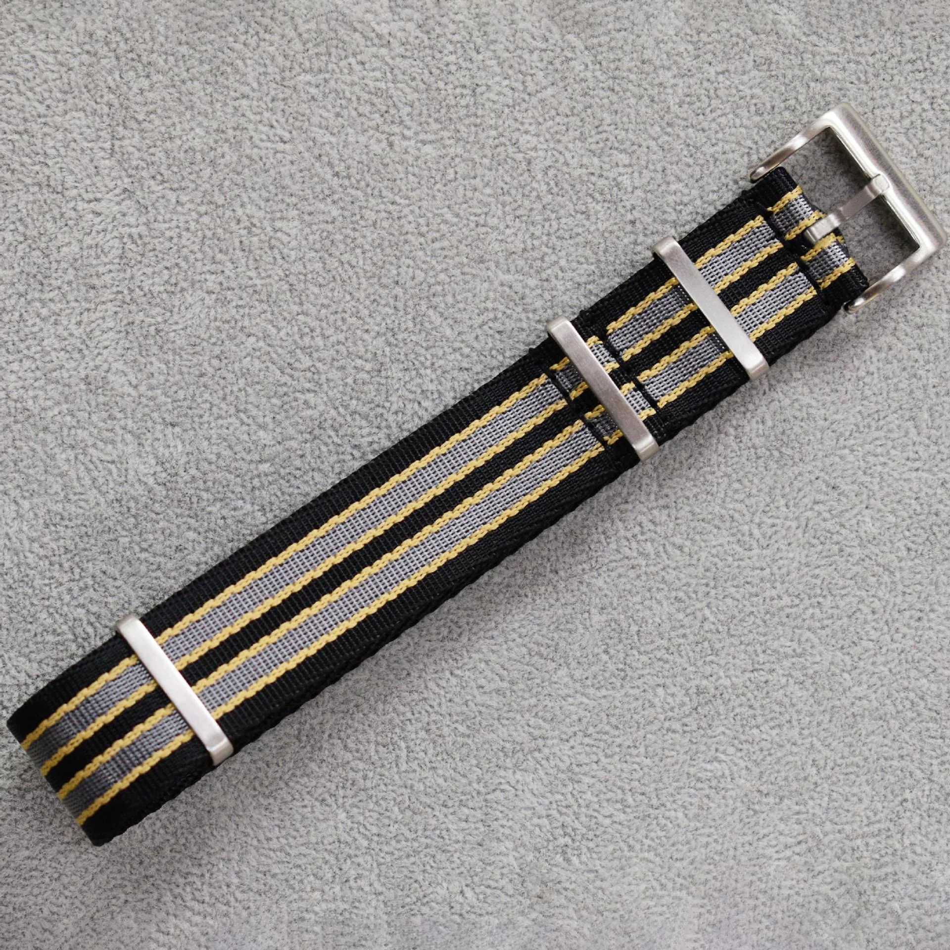 20mm Nylon Watch Strap for Ome - Nato Strap Nylon のレビューと価格